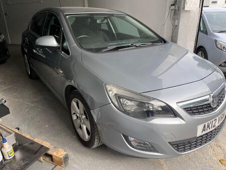 VAUXHALL ASTRA 1.4 16v SRi